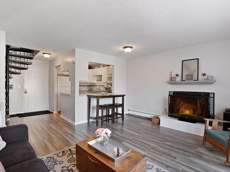 1st image of 7182 72nd Ln N APT 220