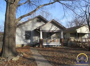 1158 SW Macvicar Ave, Topeka, KS 66604