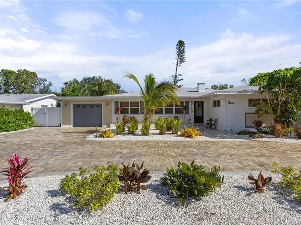1217 DE NARVAEZ AVENUE, BRADENTON, FL 34209