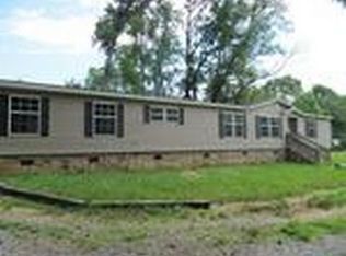 1408 Johnson St, Etowah, TN 37331