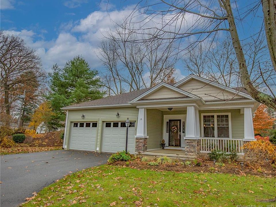 1st image of 15 Riverview Dr Unit 15
