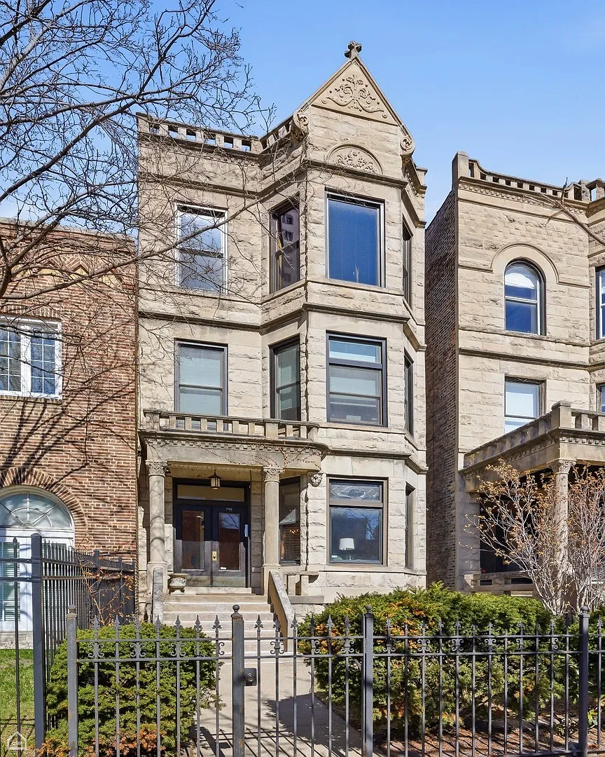 724 W Grace St #1 photo 1