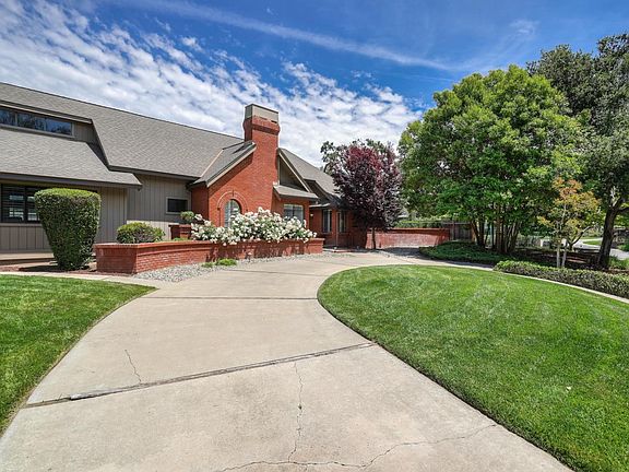 2nd image of 14658 Stonebridge Dr