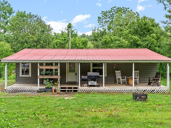 2nd image of 110 Little Fork Rd