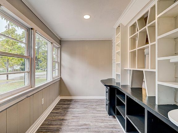 Front "porch"/study area