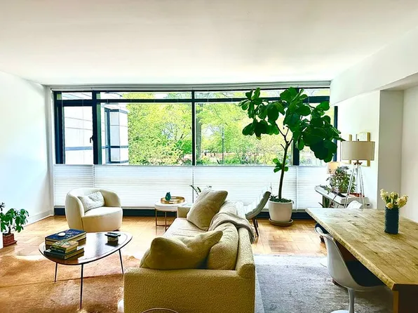 170 E End Ave APT 2G, New York, NY 10128