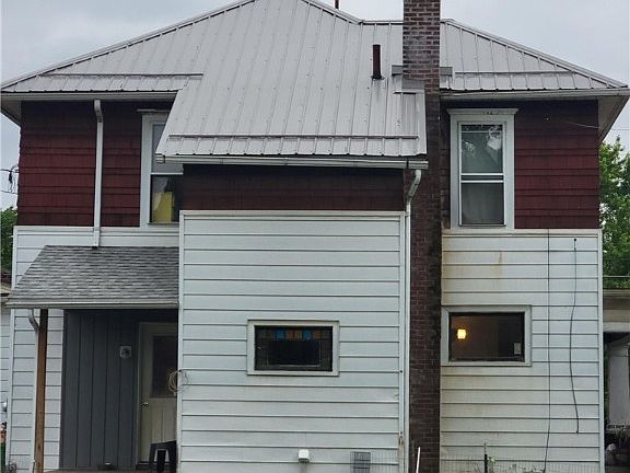 3rd image of 312 S Main St