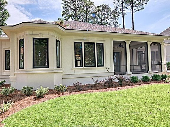 4th image of 618 Colonial Dr