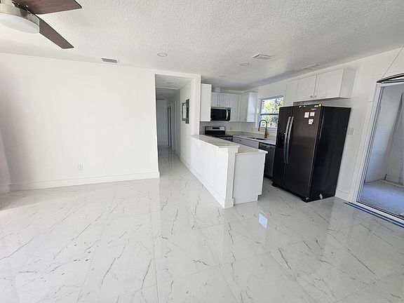 2nd image of 6309 Rockaway St