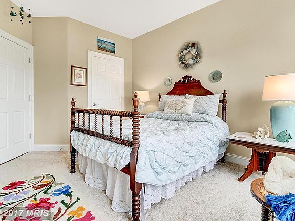 4th image of 156 Castle Hill Dr