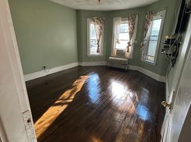 15 Centervale Park, Dorchester Center, MA