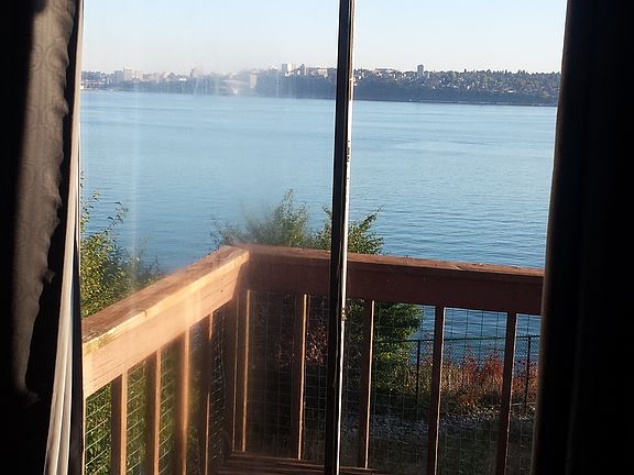 5th image of 4738 Hyada Blvd NE
