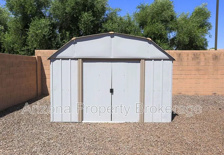 16862 N 182nd Ln — Photo 14
