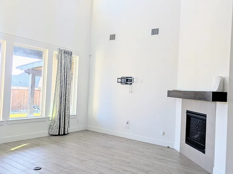 749 Pentonville Ln — Photo 12