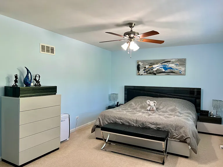 1126 N King Arthur Ct — Photo 19