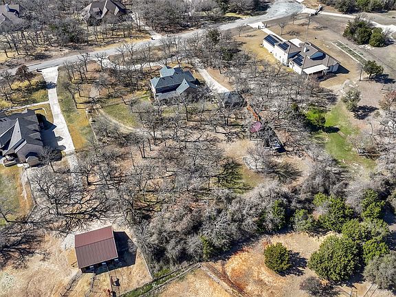 3rd image of 116 McClintock Ct