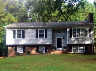 1513 Lewisville Vienna Rd, Pfafftown, NC 27040