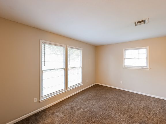 3rd image of 323 N Burbank Dr