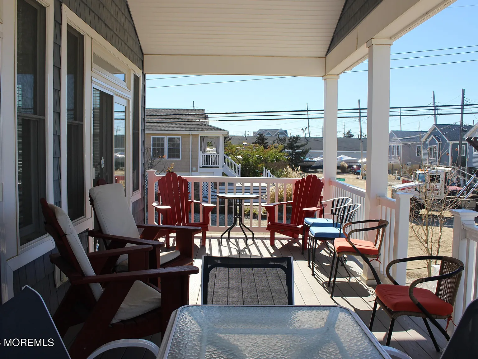 4 bed, 1300 sqft, $4,400 — Photo 2