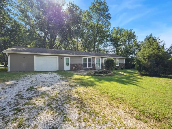 882 N 54th Ave, Fayetteville, AR 72704