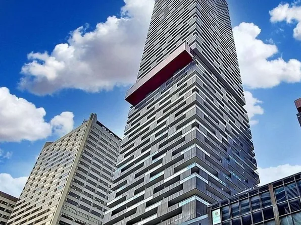 8 Eglinton Ave E, Toronto, ON