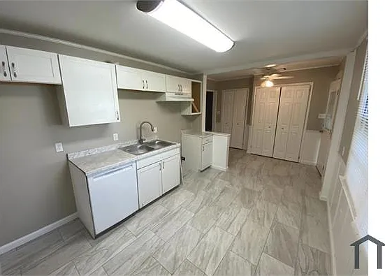 3540 Farwood Dr — Photo 9