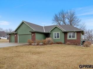 3372 Prairie Trl, Logan, IA 51546