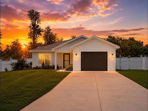 2nd image of 318 EUCALYPTUS ROAD