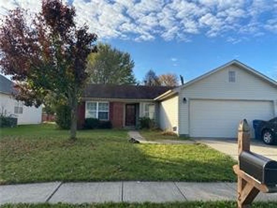 2nd image of 10121 Lone Wolf Dr