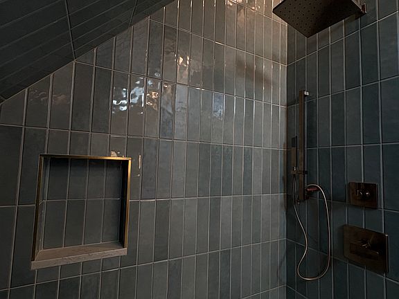 4th image of 1822 N Kimball Ave #1