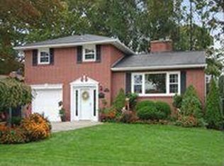 428 Myrtle Ave, West Islip, NY 11795