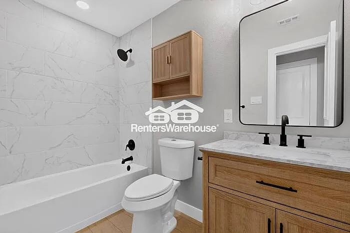 5306 Vincennes Ct — Photo 30