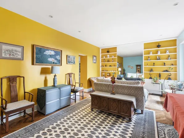 455 East 51st Street 3DE image 1 of 17