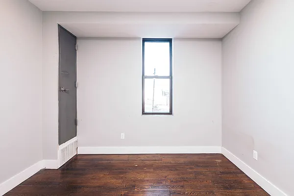 Rented by Nooklyn NYC LLC | media 4