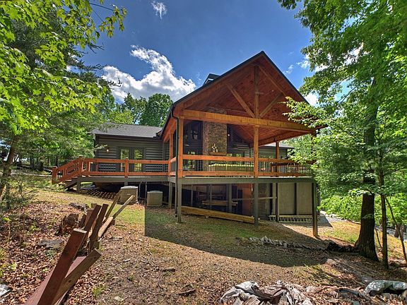 5th image of 346 Logan Dr