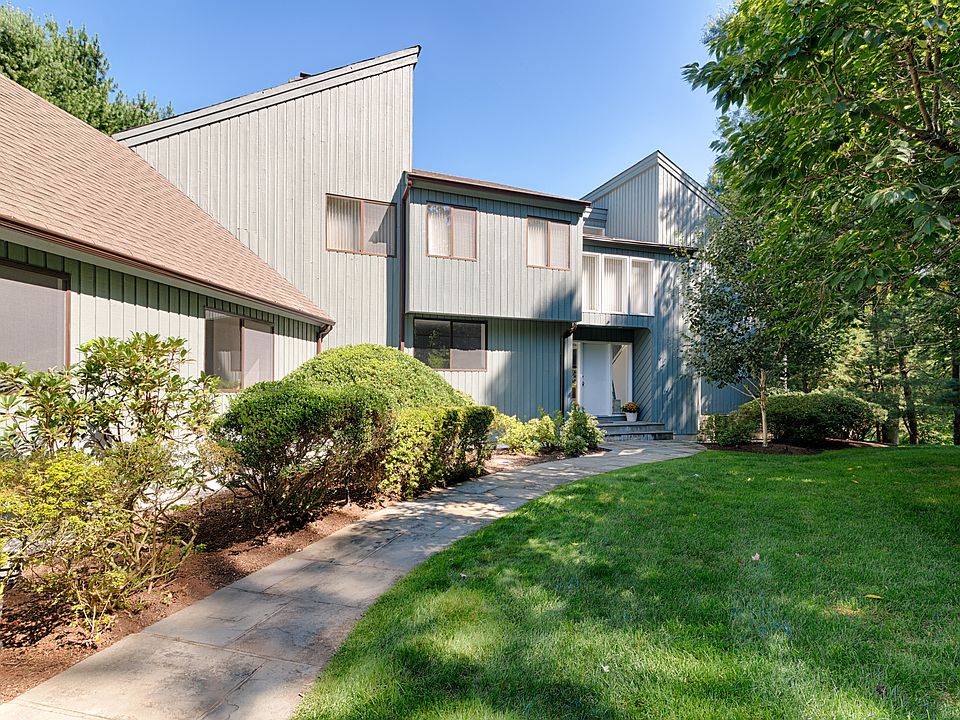 1st image of 6 Finch Ln
