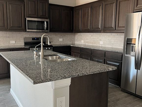 5th image of 7017 McPherson Ln
