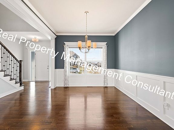 4th image of 9400 N Revere Ave
