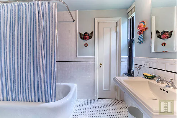 Sold by Halstead Real Estate | media 15