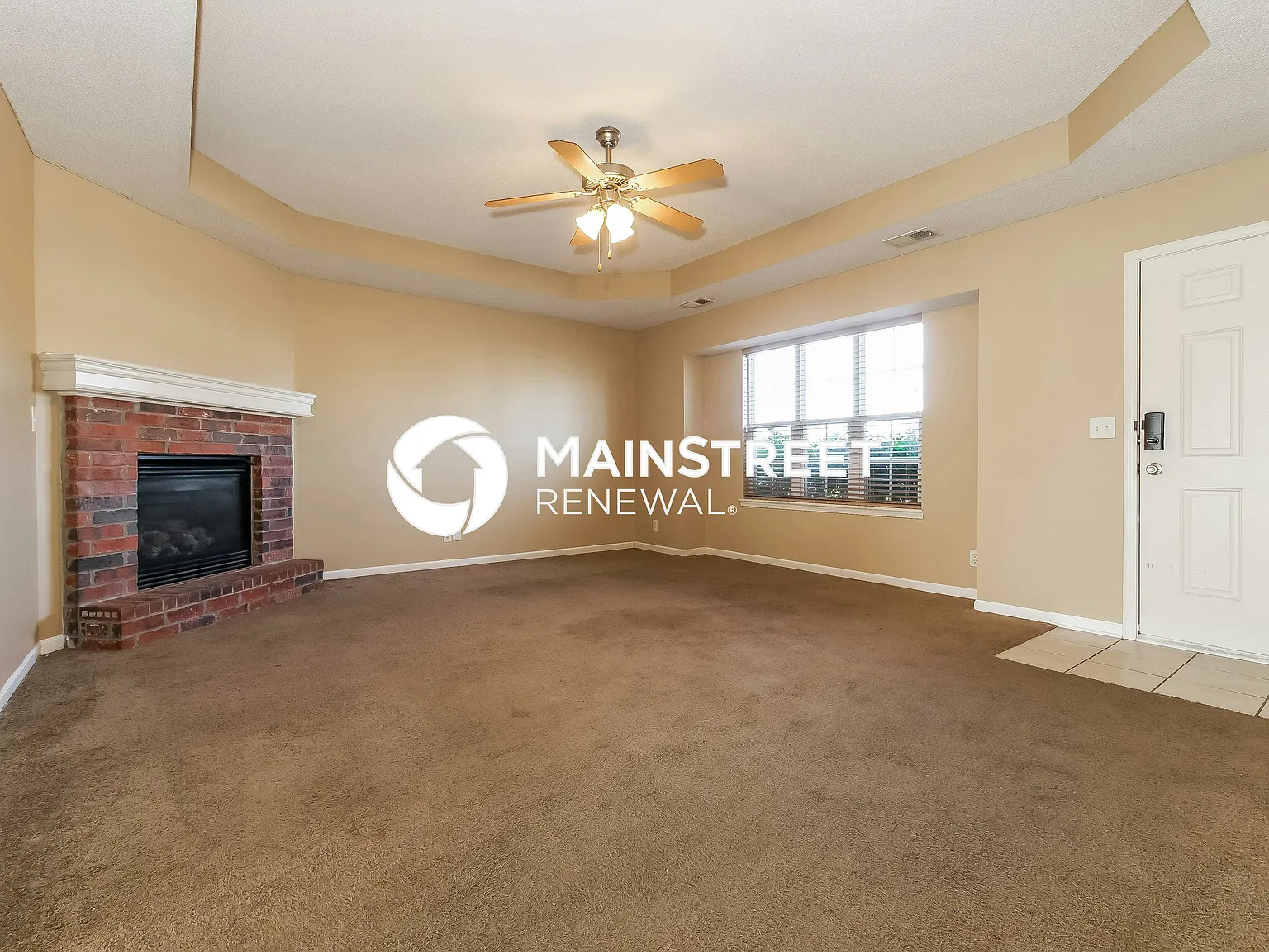 735 Seminole Ct — Photo 2