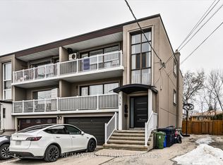 319 Wilmington Ave #3, Toronto, ON M3H 5K9