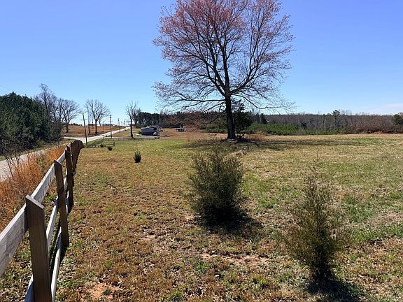 4th image of 0 Axton Rd
