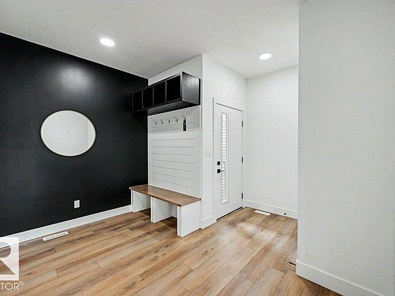 4th image of 103 Miller Wynd