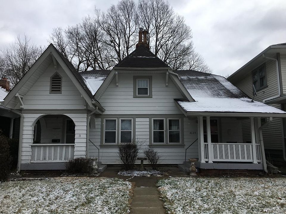 South entrance of duplex (on the right)