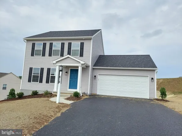 618 Rishel Dr, York, PA 17406