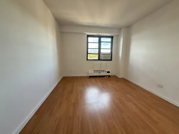 83-60 118th Street image 4 of 9