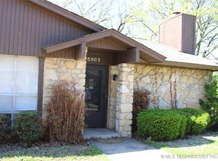 5902 E 33rd Ct, Tulsa, OK 74135