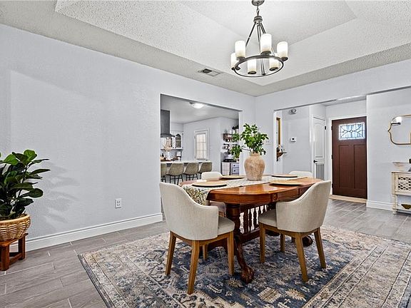 4th image of 1518 Burke Ct