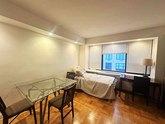 3rd image of 210 E 47th St APT 7B