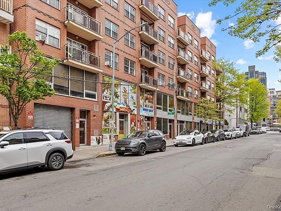 2nd image of 3519 Leavitt Street #4B